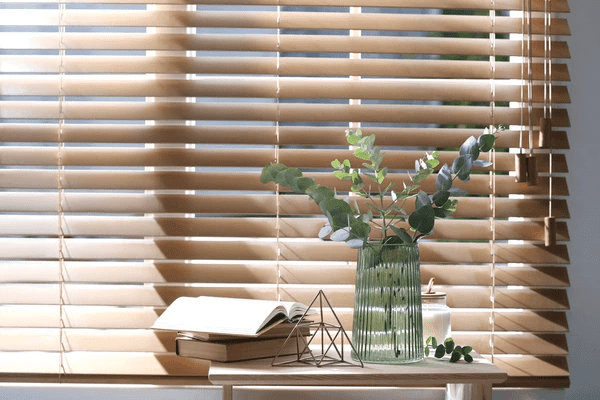 You are currently viewing How Can Blinds Save Your Eyes From Dubai’s Sunlight in 2025?