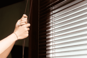 Read more about the article Are Cord Blinds Illegal in Dubai 2025?