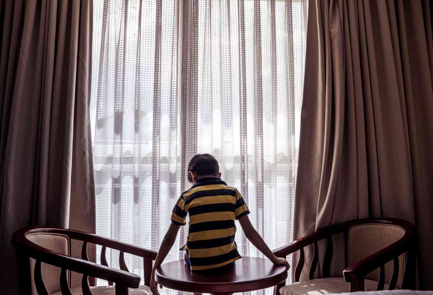 You are currently viewing Luxury Designer Curtains Dubai – Elevate Your Interiors with Emirati Blinds Curtain