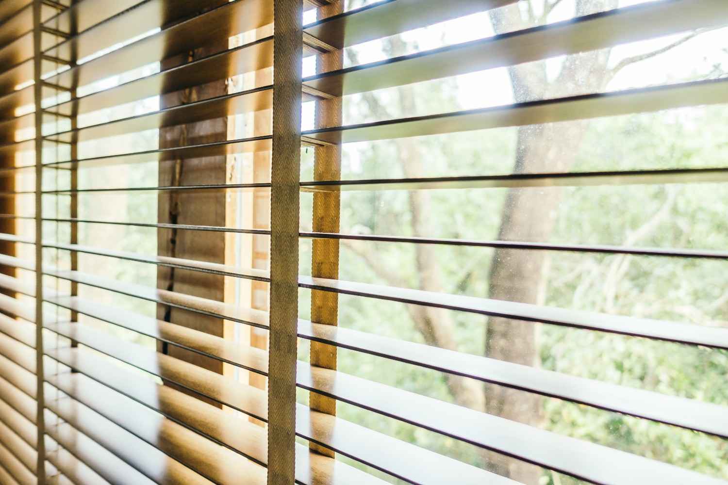 You are currently viewing Blinds Installation Near Dubai Marina – by Emirati Blinds Curtain