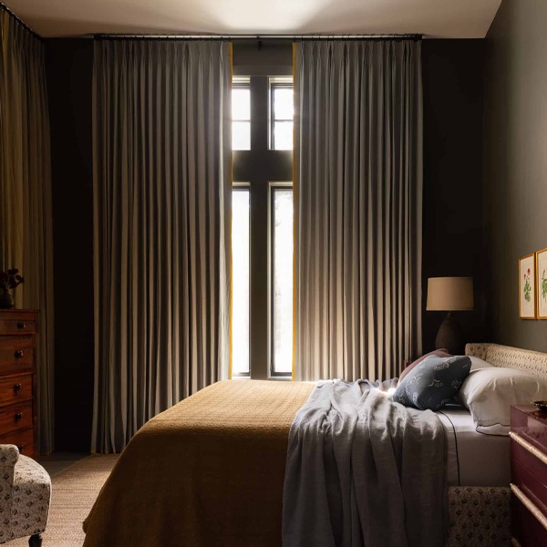 basic blackout curtains in the UAE