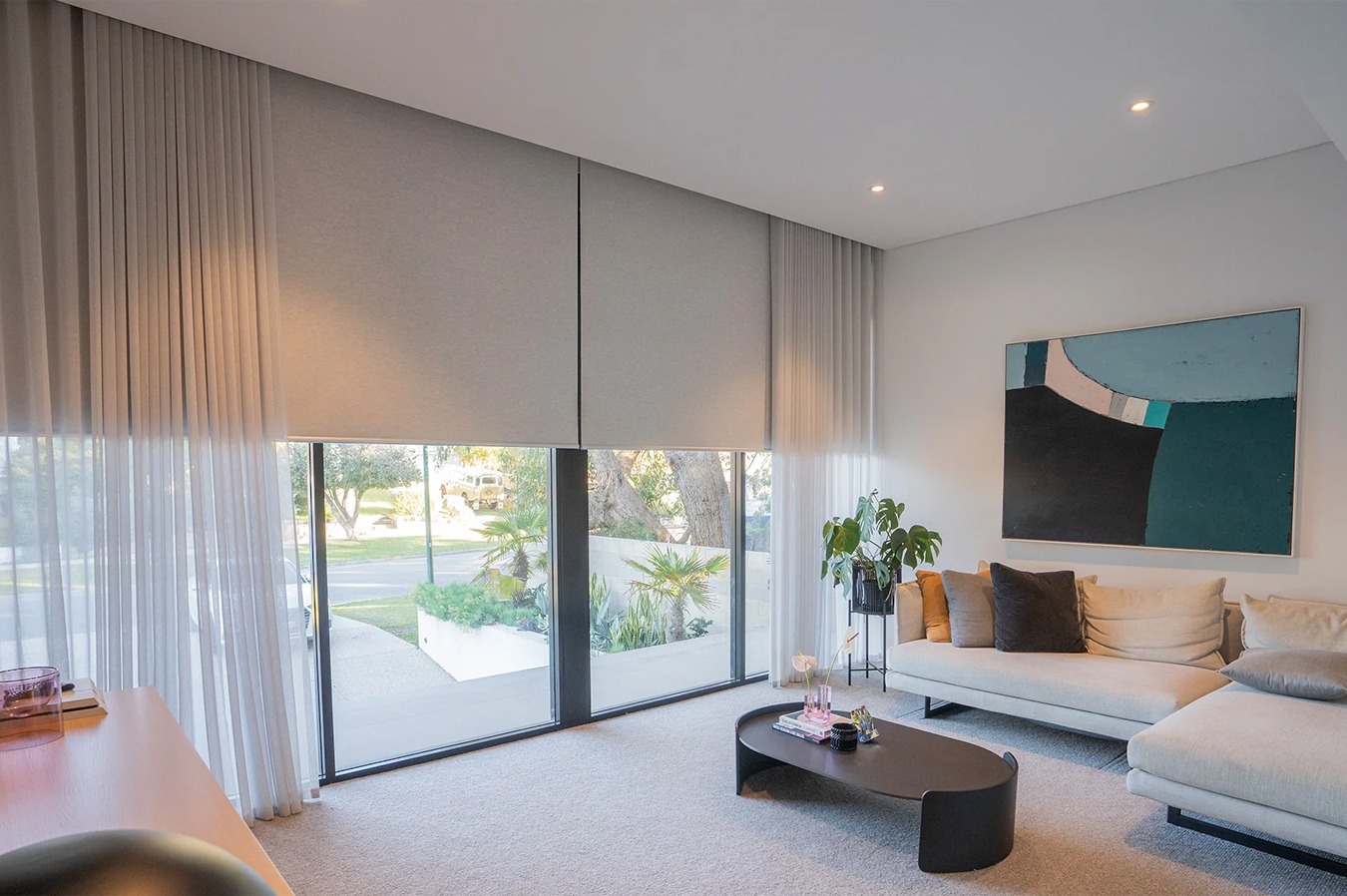 You are currently viewing Best Blinds and Curtains in Sharjah | Stylish Window Coverings & Blinds